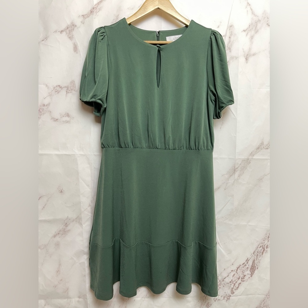 LOFT Keyhole Flouncy Flared Dress - C25